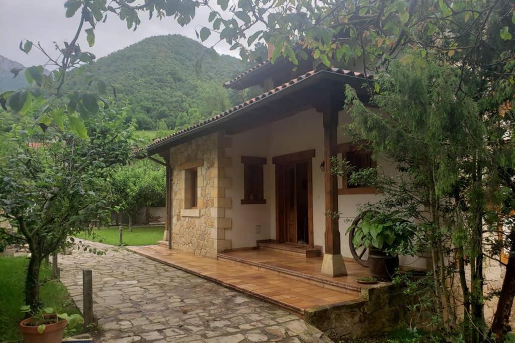 Casa El Vinadal Arguebanes Exterior foto